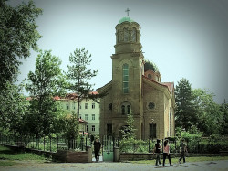 waniia 
Храм Свети цар Борис, гр. Момчилград 
2012-06-04 10:05:18