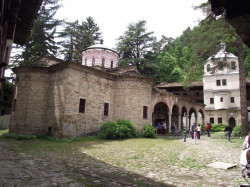 Nikolaj_BG 
Троянски манастир  
2012-06-10 21:45:54