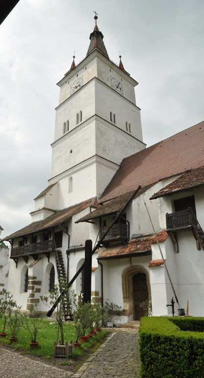 Hărman Fortified Church
