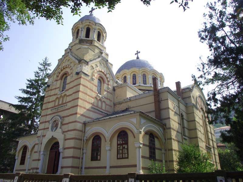 Храм "Свето Благовещение" - град Провадия