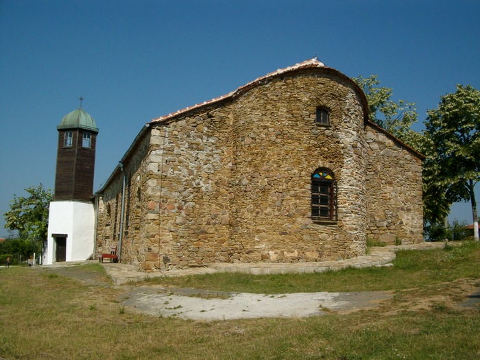 храм "Св. св. Константин и Елена" в с. Българи, Странджа
