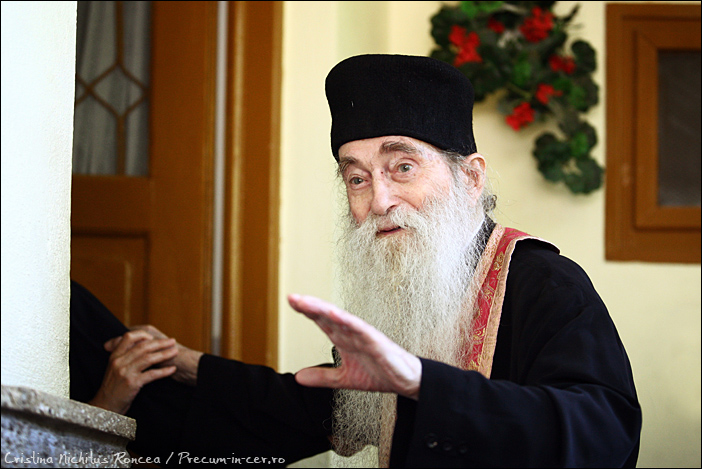 Un an fara parintele Arsenie Papacioc
