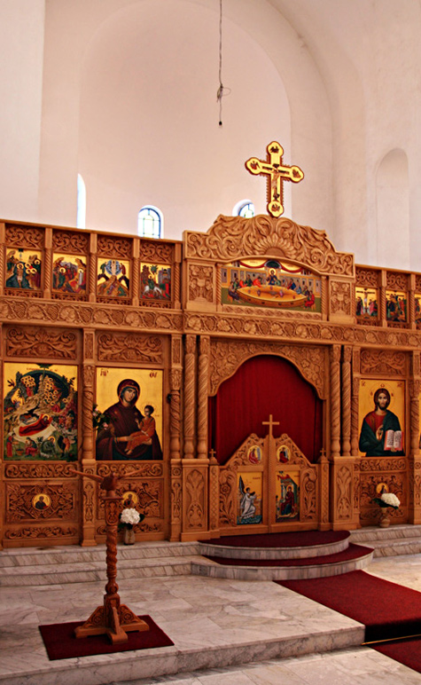 Iconostasis of the Nativity church in Shkoder (Иконостас церкви Рождества Христова в Шкодере)