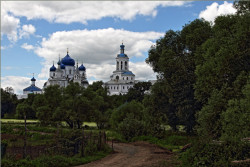 tolmargarita 
Свято-Боголюбский монастырь.  
2012-07-09 21:45:28