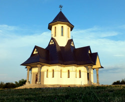 sladjana2 
Manastir Duga njiva kod Modrice,Republika Srpska(u izgradnji nova crkva posvecena Sv.Iliji) 
2012-07-18 14:07:25