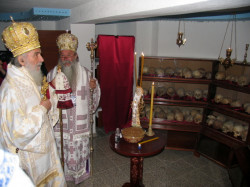 Miladin Šuškal 
Osveštavanje kripte GLAMOČKIH NOVOMUČENIKA za Pravoslavnu vjeru postradalih 
2012-07-25 10:42:39