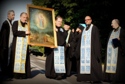kucharm 
встреча иконы Пресвятой Богородицы "АВГУСТОВСКАЯ",  27.07.2012 Sokółka 
2012-07-27 22:45:19