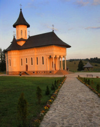 cristiangeorge 
Asfintit - 1 (Manastirea Belis) 
2012-08-01 07:53:15