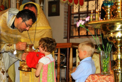 jarek 
Receiving Holy Communion 
2012-08-02 13:54:22
