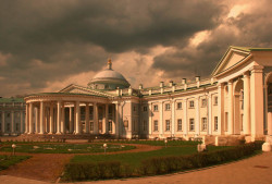 Supermax 
Храм Троицы Живоначальной 
2012-08-07 21:19:11