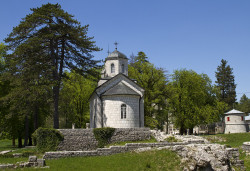 mmm 
Църква на Чипуру в Цетине 
2012-08-10 09:28:30