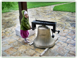 bozur 
Метохијско звоно 
2012-08-14 18:41:57