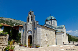 Daxy 
Manastir Tvrdos...Trebinje 
2012-08-20 18:48:10