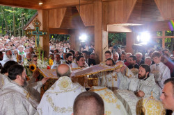 jarek1 
Divine Liturgy on Grabarka 
2012-08-20 21:30:48
