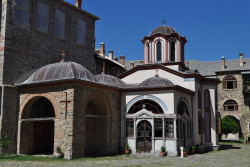 bogdan 
Ιερά Μονή  ΙΒΗΡΩΝ - Holy Monastery of  IVIRON - Монастырь Ивер 
2012-08-28 22:42:57