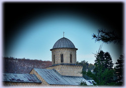 bozur 
Mанастир Високи Дечани 
2012-08-31 10:38:37