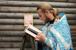 Furper 
Первый молебен 
2012-08-31 19:07:07