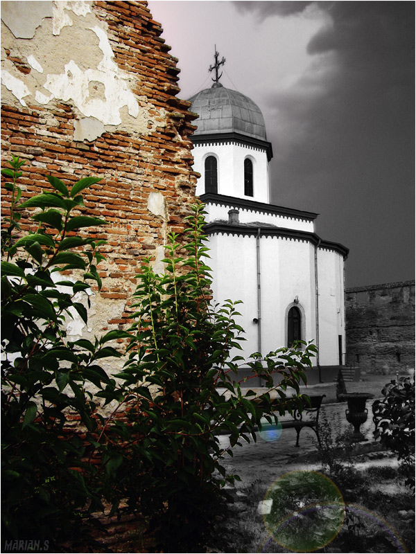 Atunci si acum (Then and now)