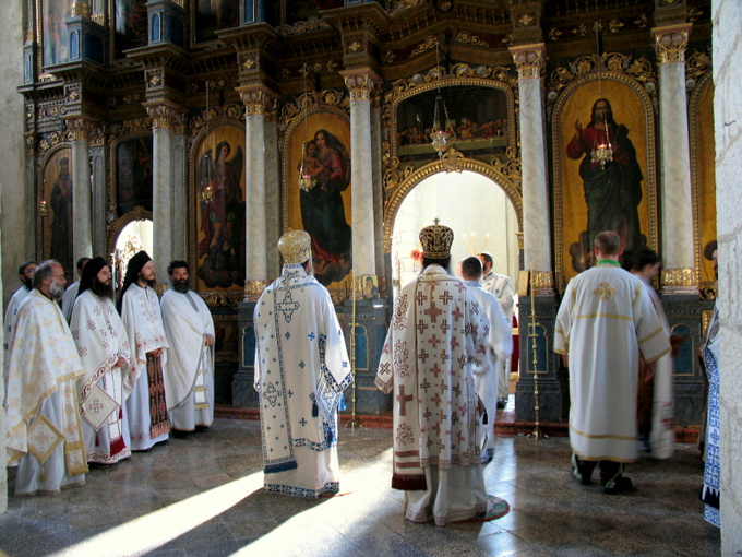 Arhijerejska Liturgija