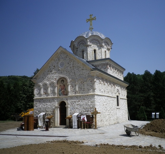 храм "Св. Панталеймон", манастир Старо Хопово, Фрушка гора