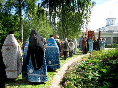 Procession in Lintula convent