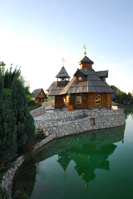 КРСТ И ЗВОНА НАД СРБИЈОМ---Cross and the bells tone up of Serbia, 212