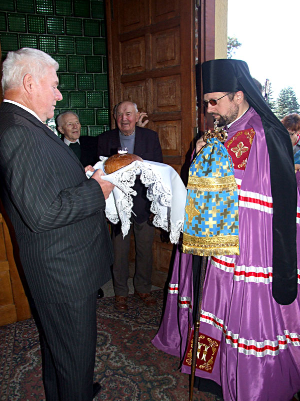 Powitanie Biskupa Paisiusza (2)