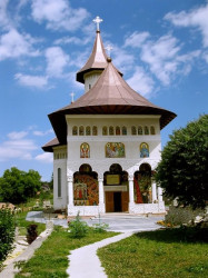 PALADA 
Din nou la mănăstirea din Dealul Feleacului... 
2012-09-01 16:17:50