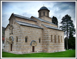 bozur 
Манастир Високи Дечани 
2012-09-15 08:38:20