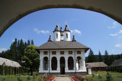 Mitrut Popoiu 
Cheia Monastery 
2012-09-15 23:03:00