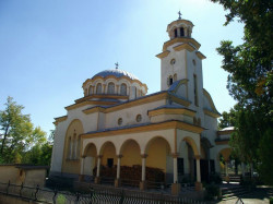Nikolay_BG 
храм "Св. Богородица", град Тополовград    
2012-09-16 22:42:24