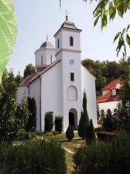 dusanr 
Манастир Петковица 
2012-09-17 18:23:11