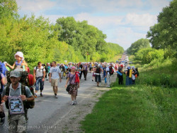 Sergey_Fandikov 
крестный ход в Почаев (2012) 
2012-09-27 10:30:03