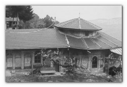 sepia 
"Свето Преображение" - Велико Търново    
2012-09-30 21:47:18