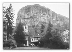 sepia 
Манастир "Св. арх. Михаил" близо до град Дряново 
2012-09-30 21:53:00