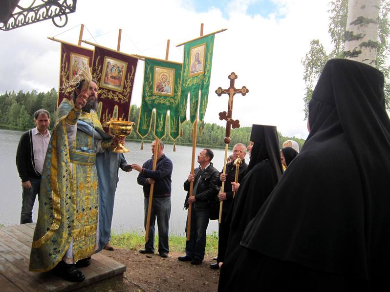 Сяндемский Успенский женский монастырь, р.Карелия.