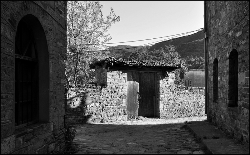 Кареја ... (4)