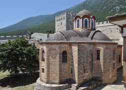 bogdan 
Ιερά Μονή ΜΕΓΙΣΤΗΣ ΛΑΥΡΑΣ - Holy Monastery of MEGISTI LAVRA - Великая Лавра (Лавра св. Афанасия) (3) 
2012-10-10 18:37:13