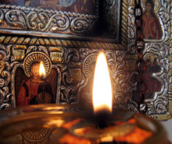 ngk 
Το καντηλάκι 
2012-10-12 16:21:20