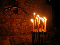 ngk 
κεριά 
2012-10-13 19:11:33