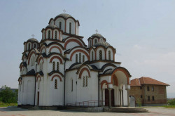 Nesko 
Храм Св.Симеона Мироточивог у Ветернику,Нови Сад 
2012-10-19 02:16:40