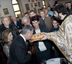 MikaV 
Prince Alexander & Princess Katherine in serbian orth.church St.Georgije in Waterloo, Canada 
2012-10-24 15:38:28