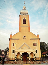 Claudia_Teo 
Biserica Intrarea Domnului in Ierusalim, Chisindia - Arad 
2012-10-31 23:01:37