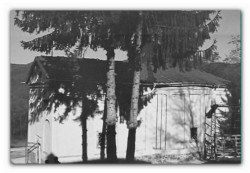 sepia 
... a few years ago 
2012-11-13 22:05:00