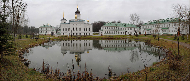 Предзимье. Спасо-Елизаровский женский монастырь