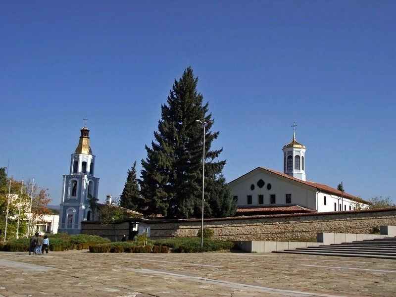 храм „Свето Въведение Богородично" (Панагюрище)