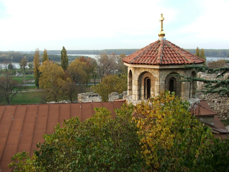 Капела Свете Петке, јесења атмосфера