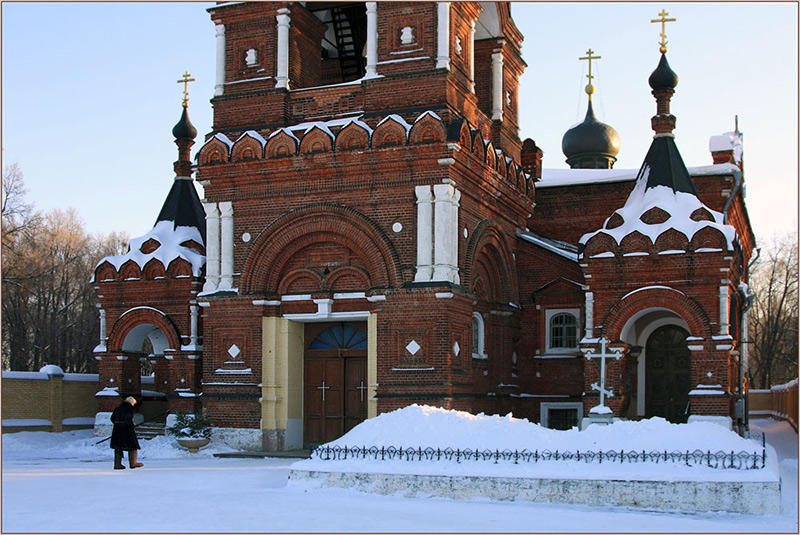 По морозу в храм Божий
