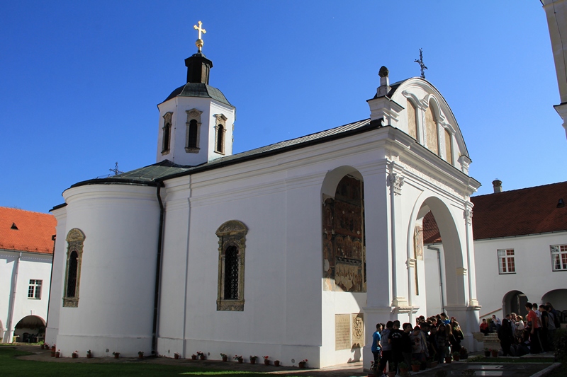 The main church on Kruszedol Monastery