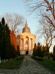 cristiangeorge 
Pelerin în Iaşi: Amurg la mănăstirea Frumoasa (2). 
2012-12-05 20:12:07